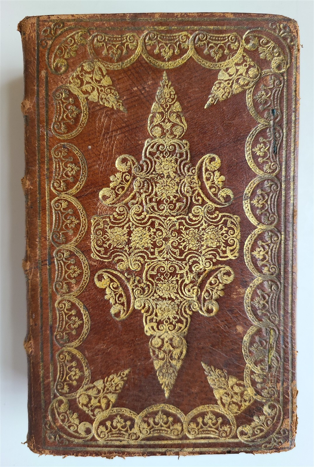 1726 STUNNING DECORATIVE BINDING MEMORABLE DEEDS of EMPERORS antique