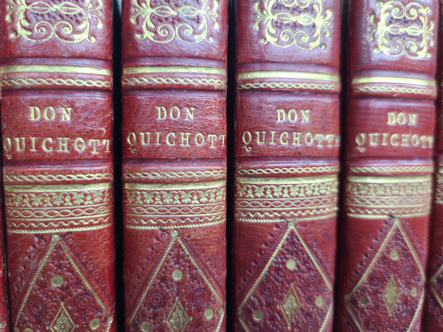 1768 DON QUICHOTTE DE LA MANCHE by MICHEL DE CERVANTES 8 VOLS antique DECORATIVE