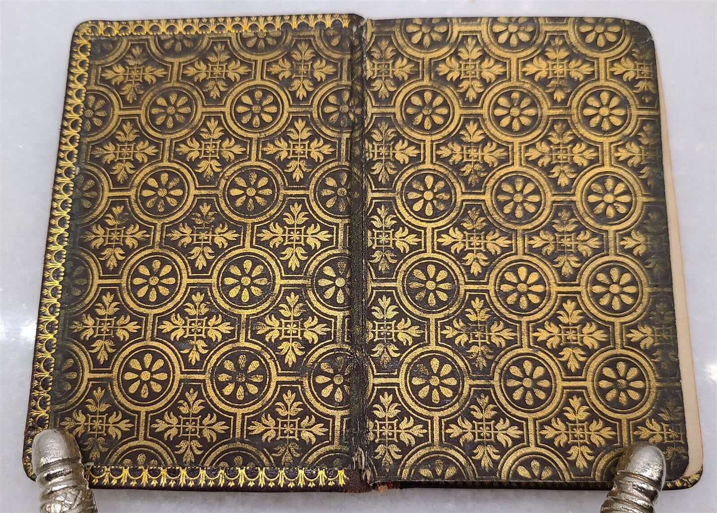 1882 L'IMITATION de JESUS CHRIST in FRENCH antique
