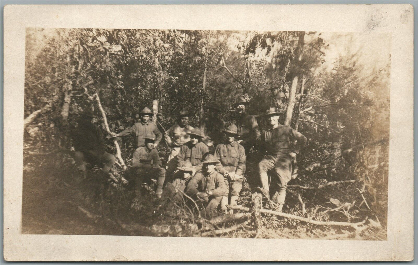 AMERICAN SOLDIERS WWI GROUP ANTIQUE REAL PHOTO POSTCARD RPPC