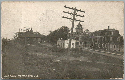 PERKASIE PA RAILROAD STATION RAILWAY DEPOT ANTIQUE POSTCARD