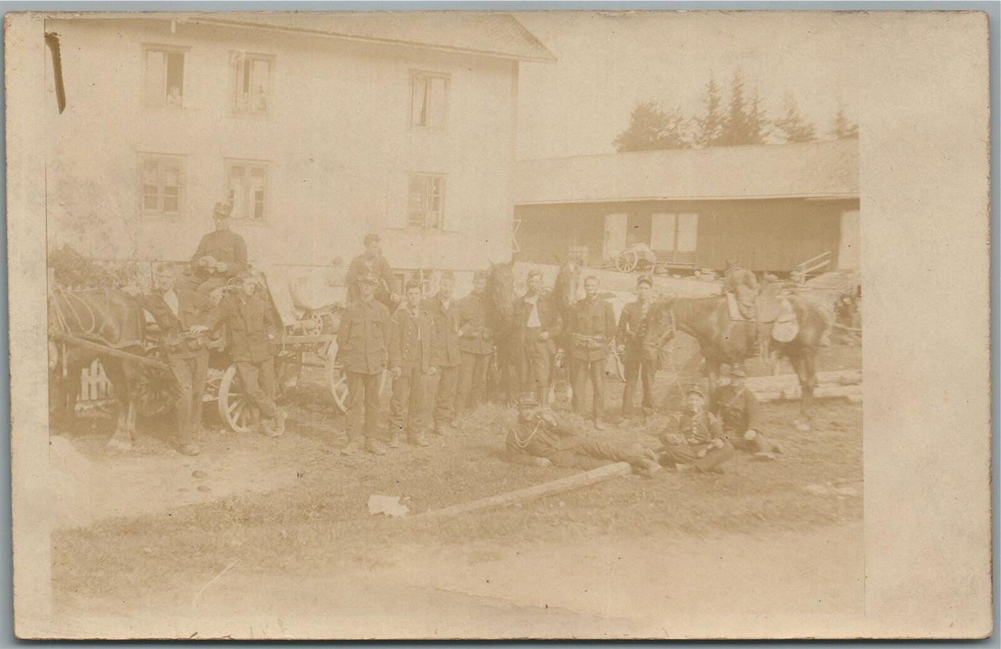 FRENCH SOLDIERS ERALY 20th CENTURY ANTIQUE REAL PHOTO POSTCARD RPPC