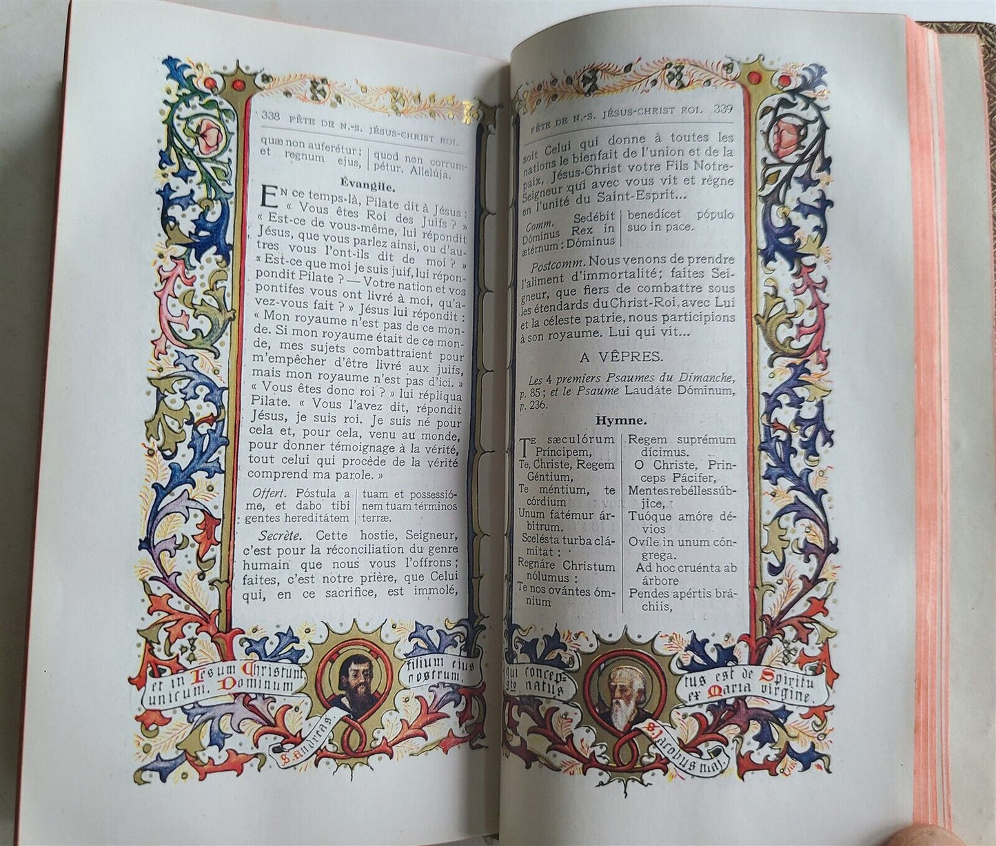 1934 MISSAL in FRENCH antique BEAUTIFULLY ILLUSTRATED MISSEL du CREDO