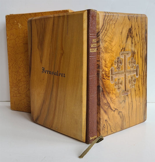 1950s BIBLE OLIVE WOOD COVERS NEW TESTAMENT vintage in ENGLISH