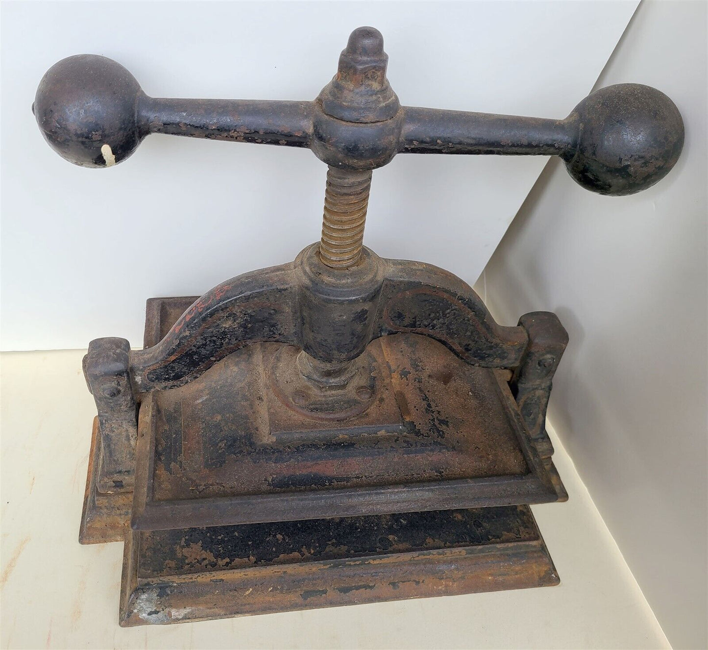 CAST IRON BOOK PRESS antique BOOKBINDING VICTORIAN 19th century RARE SHAPE