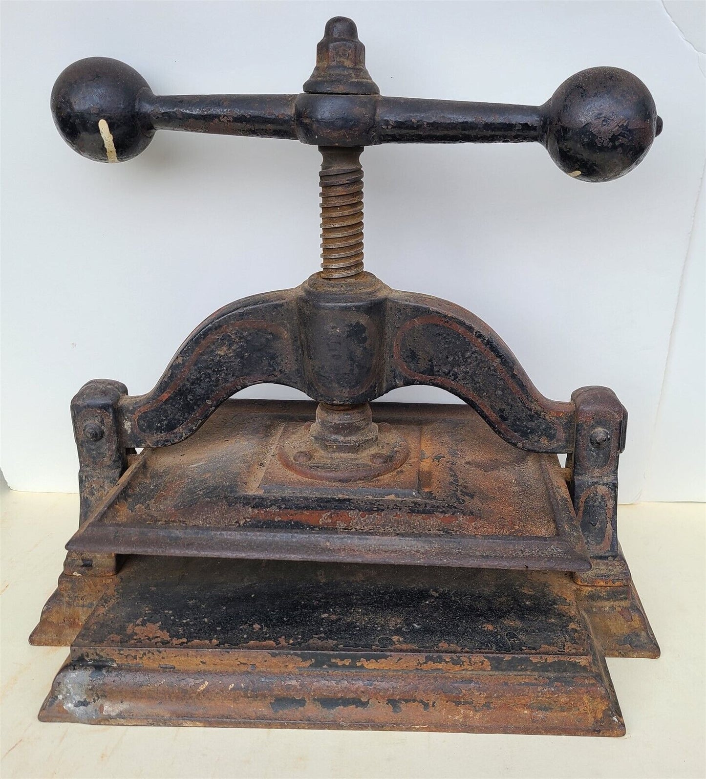 CAST IRON BOOK PRESS antique BOOKBINDING VICTORIAN 19th century RARE SHAPE